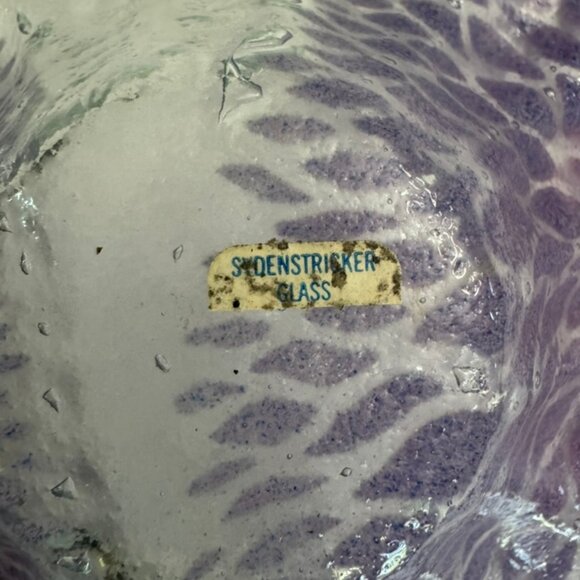 Vtg Sydenstricker Fused Art Glass 7" Ruffled Bowl - Purple Burst Design , Signed - Picture 9 of 9